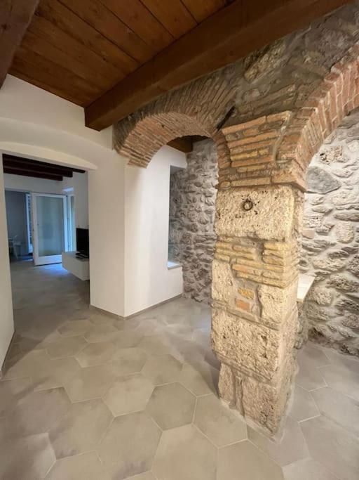 Charme In Centro With Private Parking Apartment Ascoli Piceno Luaran gambar