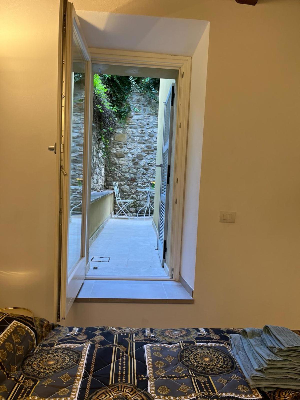 Charme In Centro With Private Parking Apartment Ascoli Piceno Luaran gambar