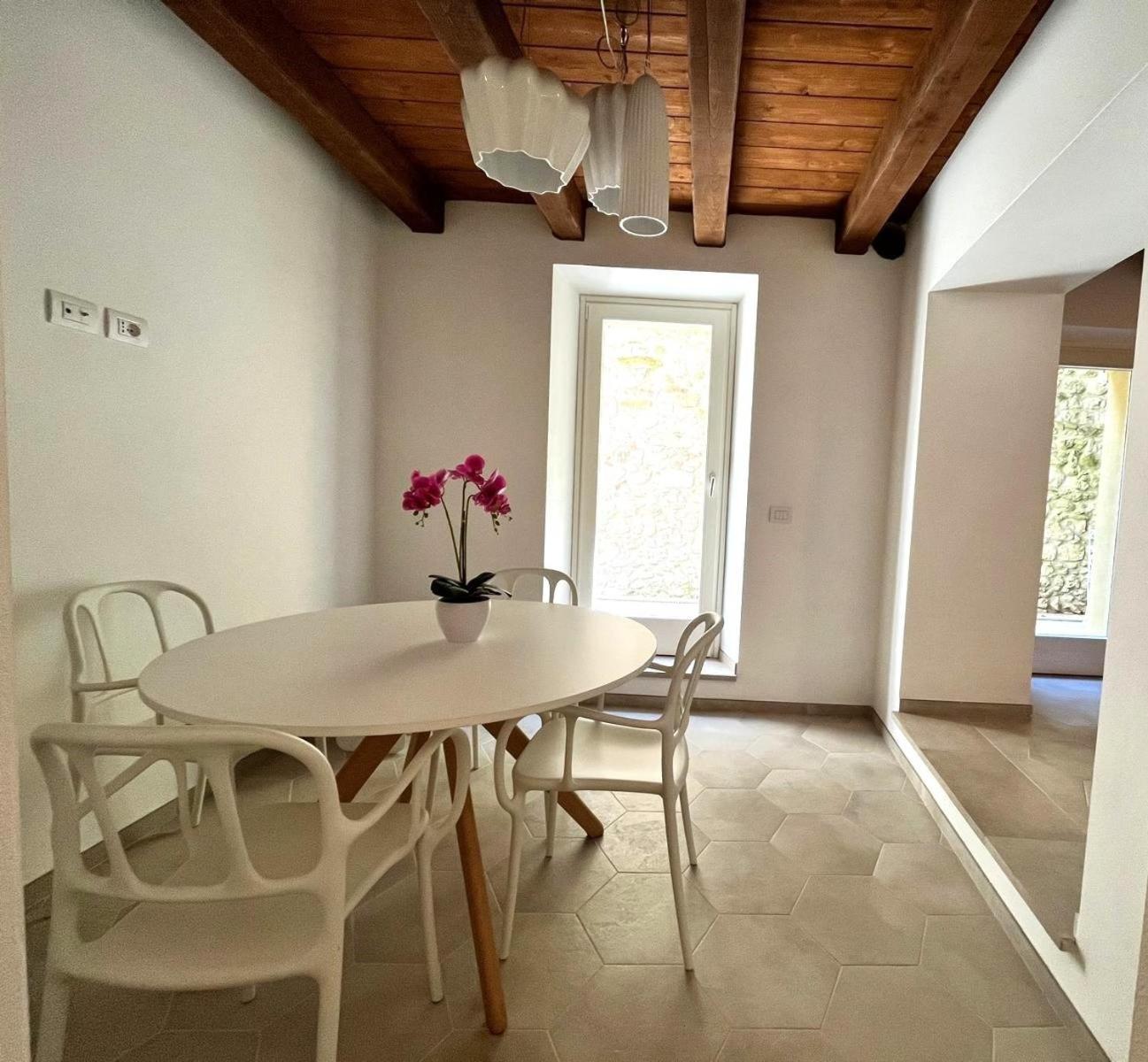 Charme In Centro With Private Parking Apartment Ascoli Piceno Luaran gambar